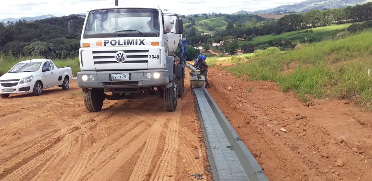 GUIA E SARJETA (4).jpeg